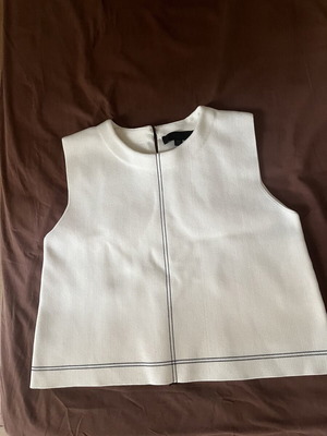 Zara sleeveless top with elegant blue detail, like new, size M