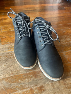 Invinci Mid-Top Sneakers navy blue size 42 real leather like new