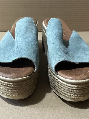 Steve Kommon women's slippers used, size 38, blue turquoise leather