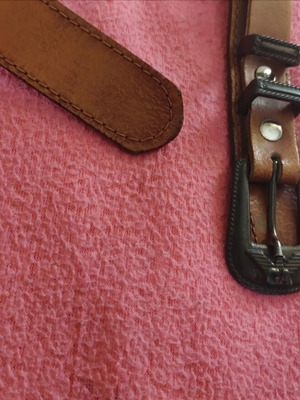 Vintage δερμάτινη ζώνη Giorgio Armani μεταχειρισμένη, καφέ με ασημί αγκράφα