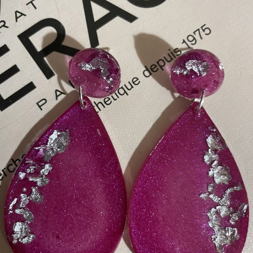 Handmade earrings fuchsia glitter with silver leaves new