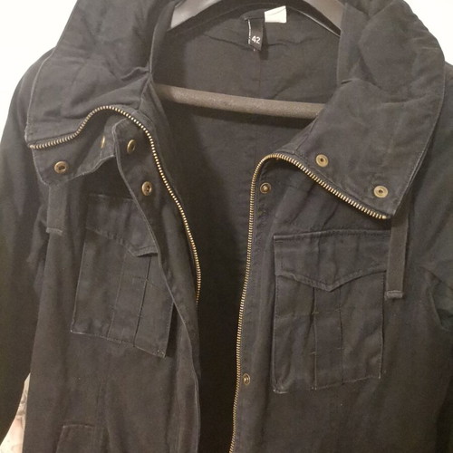 H&M coat like new, black cotton with lining, size M-L