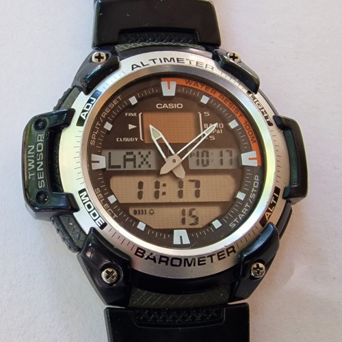 Casio Twin Sensor 5176 SGW-400H Mens Watch 41mm Black Dial used