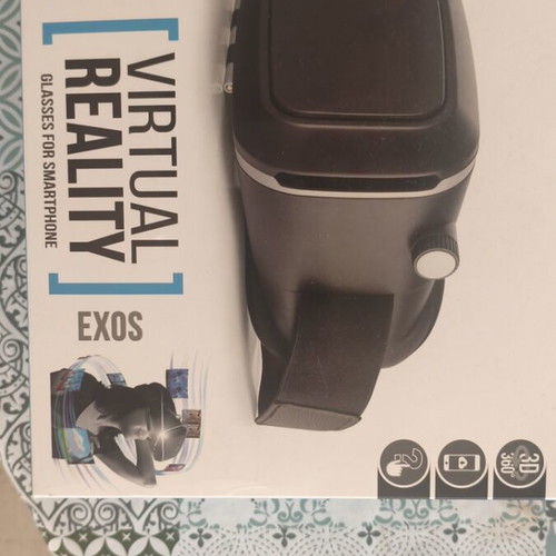 VR glasses Exos like new with original packaging