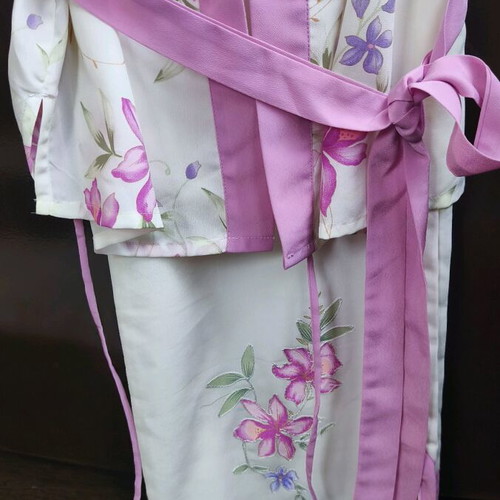 Luxury pajama like new, beige and pink, size M