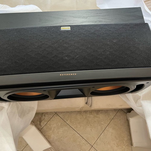 Klipsch RC62II center channel speaker used in excellent condition