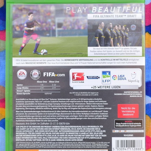 FIFA 16 Xbox One game like new, sports football simulation