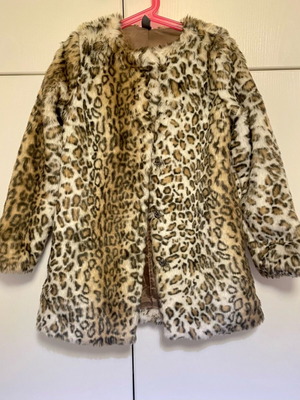Zara girls' faux fur coat used size 5-6
