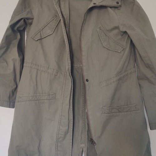 Benetton thin parka large, like new, green