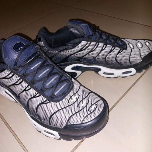 Nike Air Max TN used men's athletic shoes size 40.5