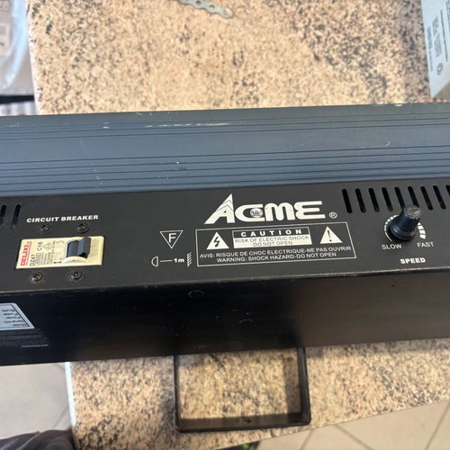 Strobo 1500W Acme μεταχειρισμένο με λάμπα Xenon και ρυθμιζόμενη φωτεινότητα