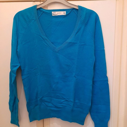 Zara blue pullover like new, size M