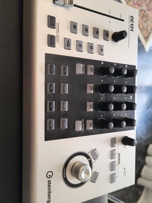Steinberg CC121 controller like new for Cubase