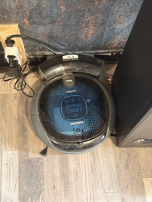 Samsung NaviBot SR8855 robot vacuum like new