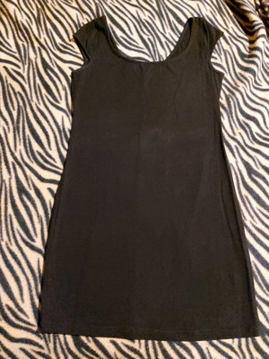 H&M dress black, elastic, like new, size S