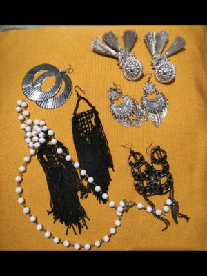 Jewelry set like new, sold together