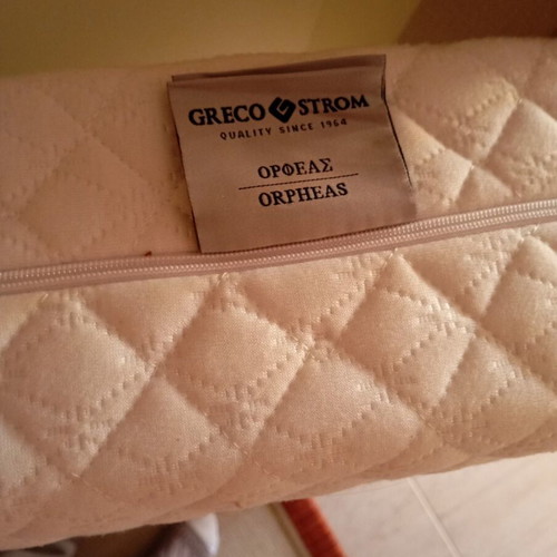 Children's mattress like new, dimensions 62x110