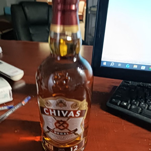 Ουίσκι Shivas Regal 12 ετών 700 ml 40 βαθμοί καινούργιο, σφραγισμένο
