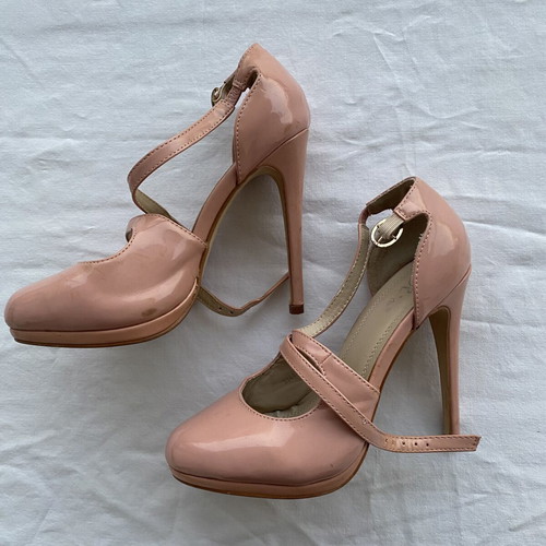 Pink heels size 37