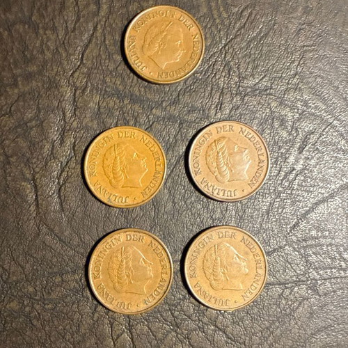 Set of 5 Juliana Netherlands collectible coins