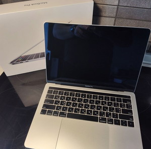 Apple Macbook Pro Touchbar 13.3″ A1989 (2019) i5-8569U/8GB/512GB NVMe