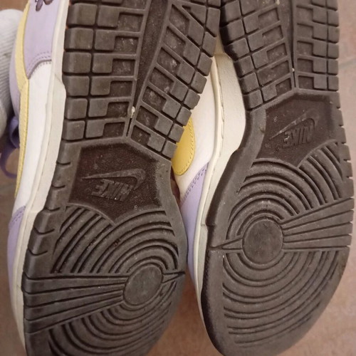 Nike Dunk athletic shoes like new, size 38, white