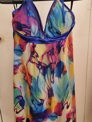 Floral dress new, asymmetrical with open back, multicolored