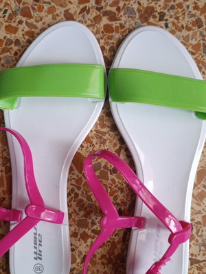 Wave summer sandals size 39 new, white and multicolor