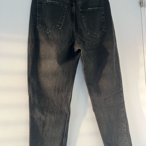 Stradivarius Ripped Mom Jeans Dark Grey Washed Black Size EU 38
