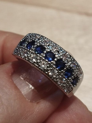 Blue Zirconia Stone Ring Elegance, like new, white gold coated
