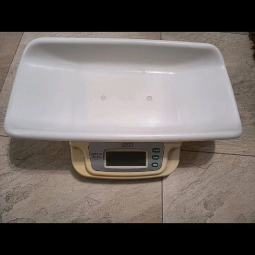 Baby scale like new