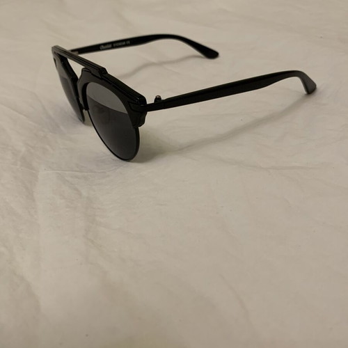 Sunglasses like new, black