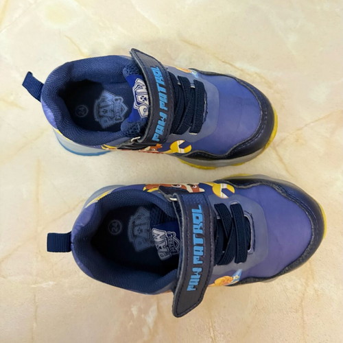 Paw Patrol sneakers size 24 like new with lights