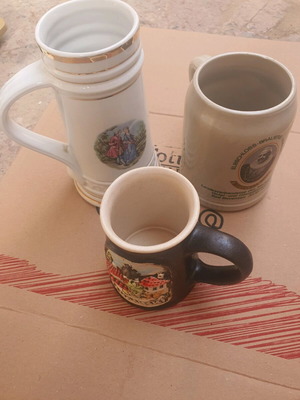 Decorative cups like new