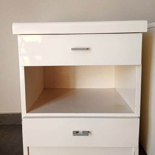White nightstands set with drawers used, pack of 2