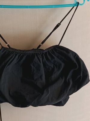 Stradivarius women's black top like new