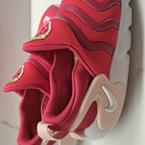 Nike children's sport shoes used, sizes 34-35, wide fit