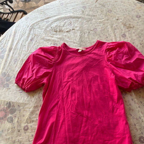 Short-sleeve women's blouse like new, size S