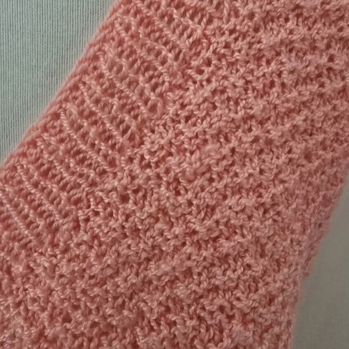Handmade pink knitted sweater used, size S