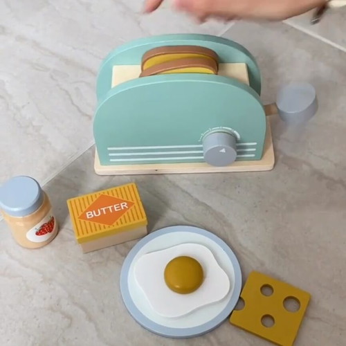 Wooden pop-up toaster playset with kitchen accessories new
