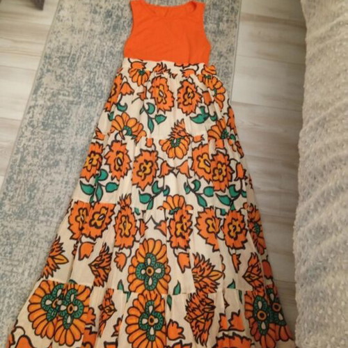 Karavan set with skirt and plain bodysuit, colorful orange