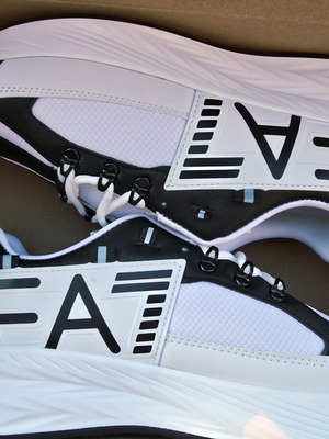 Emporio Armani EA7 Sneakers new, black and white