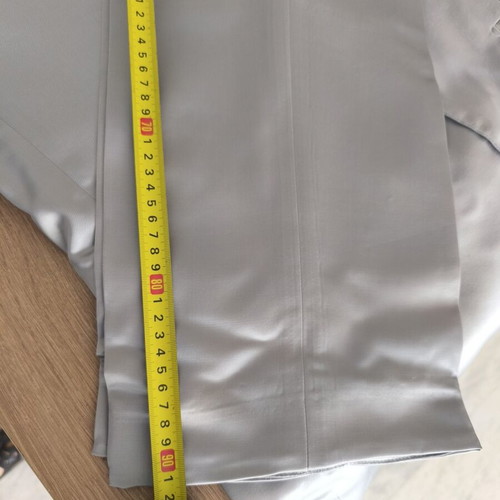 Groomsuit silver like new, includes accessories, size L