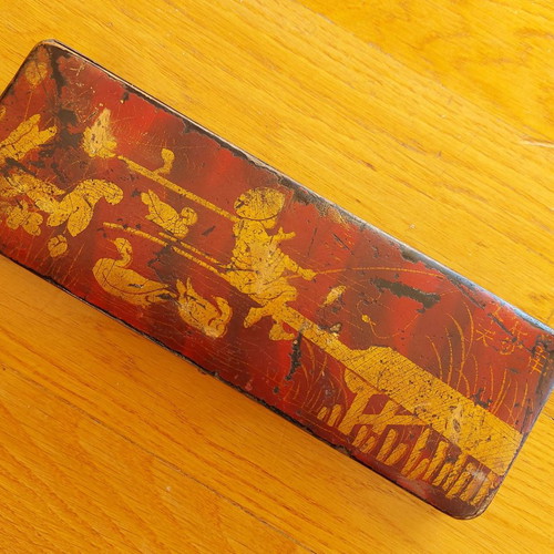 Antique Japanese pen case used, lacquered Papier Mache box