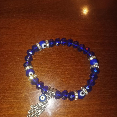 Eye bracelet new with eye details
