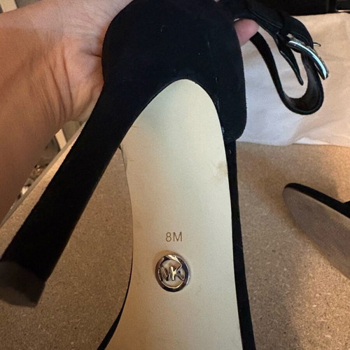Michael Kors black suede pumps new, size 38