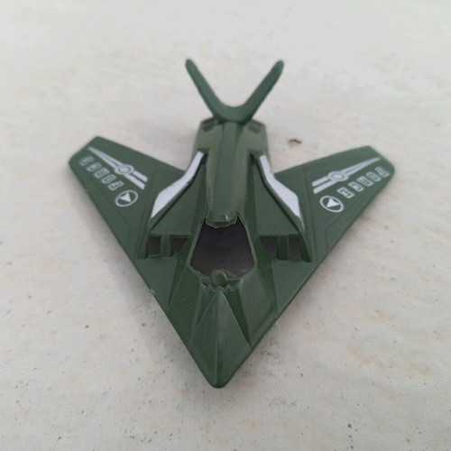Plastic airplane imitation F117 Night Hawk like new