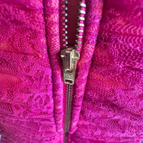Lynne lace corset set with pink jewelry like new
