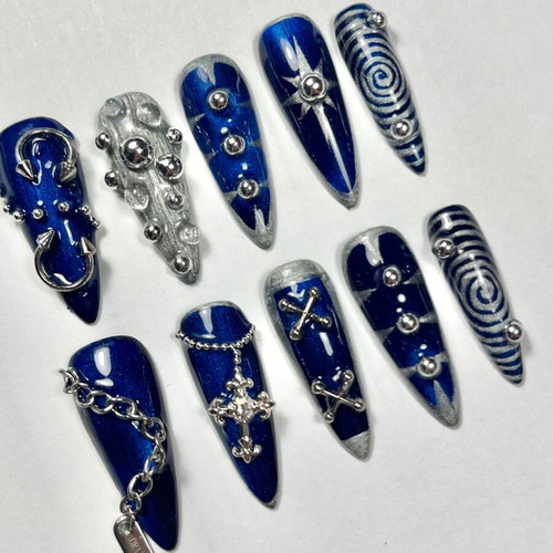 Press On Nails blue with strass and silver designs new