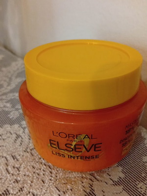 Loreal hair mask 300ml new for hydration and nourishment